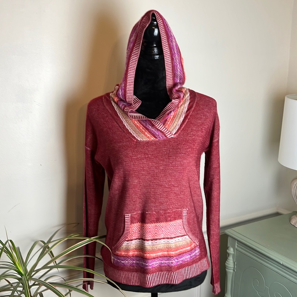 Sweater hoodie